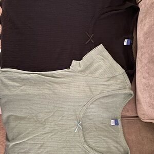 Old navy lacy trim pointelle t shirt lot Black &  Green Tops 100% cotton large